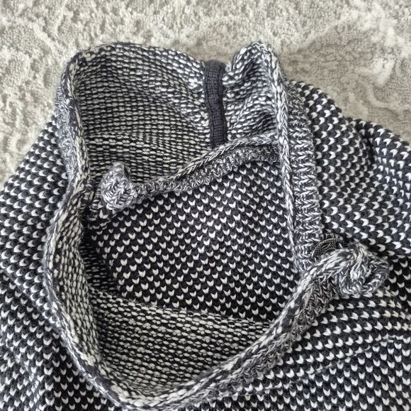 Ivivva Lululemon Women's Grey Feelin Toasty Wrap Cardigan Size S (Girl 14) - Picture 7 of 10